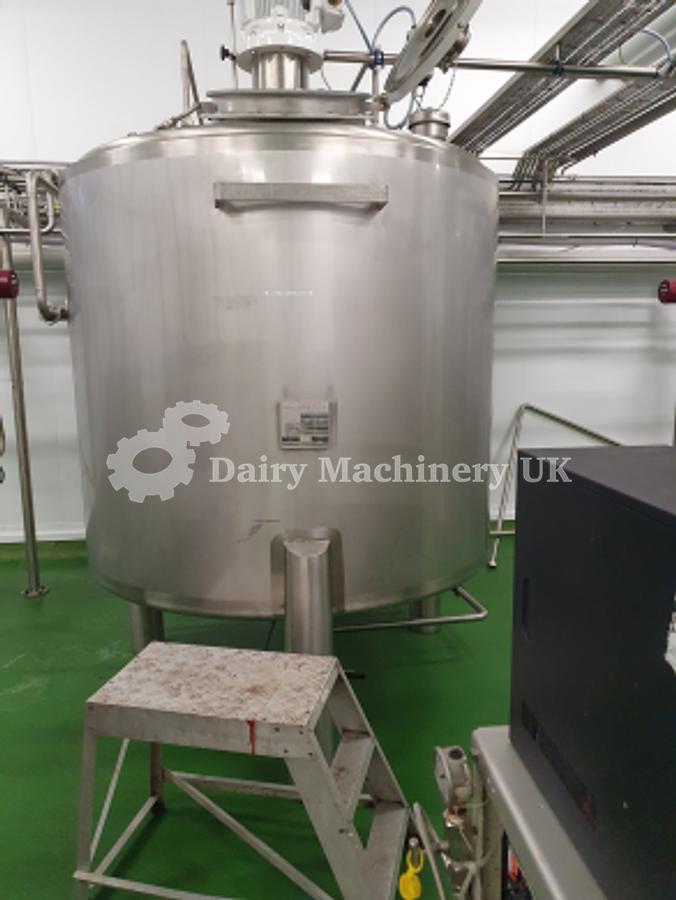 Used 3000 Litres Holding Tank With High Speed Mixer / Ideal for Blending Powders in products/ Tanks is Heated and Cooled Through the Jacket