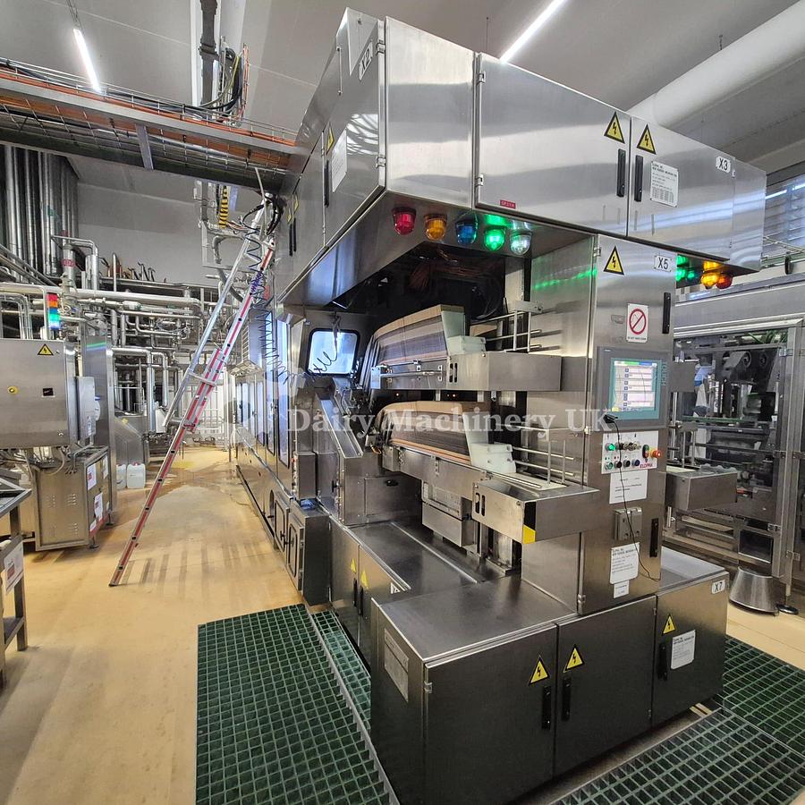 Used ELOPAK PURE PAK GABLE TOP FILLER WITH WRAP AROUND CARDBOARD PACKER