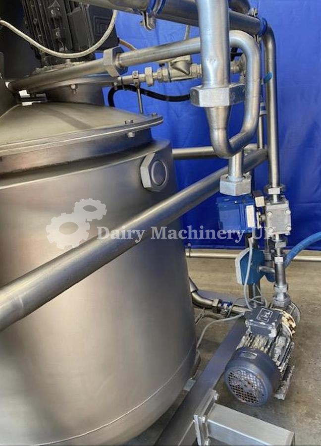 Used Processing Tank with Mixer 500 Litres