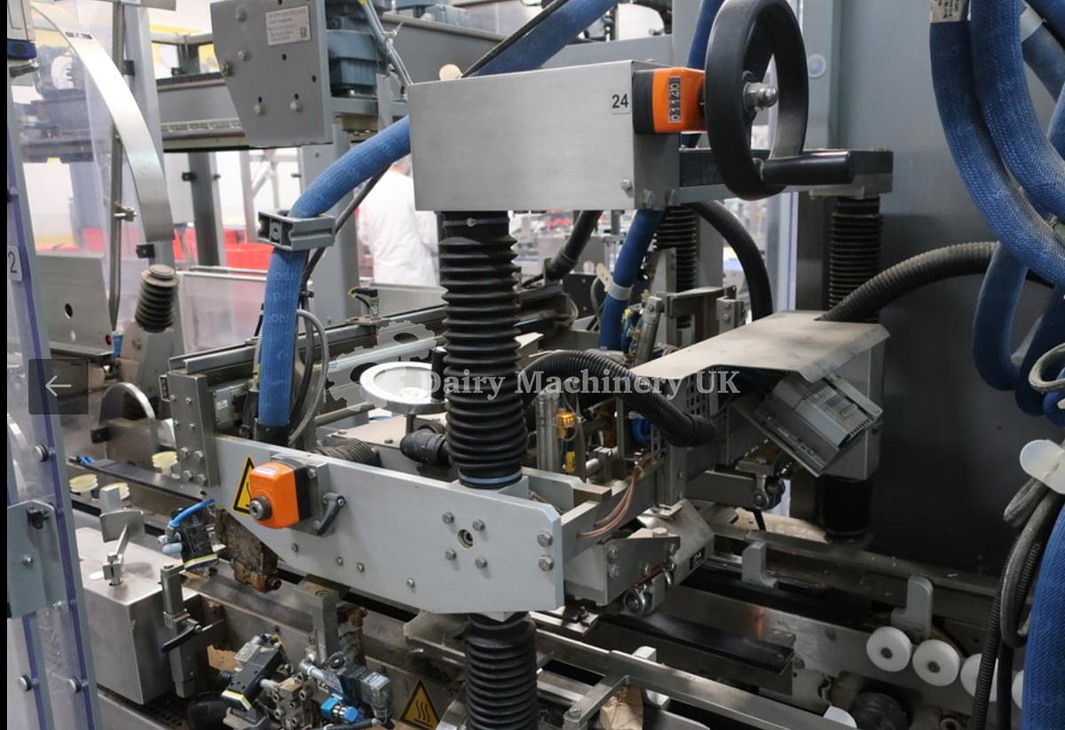 Used ELOPAK PURE PAK GABLE TOP FILLER WITH WRAP AROUND CARDBOARD PACKER