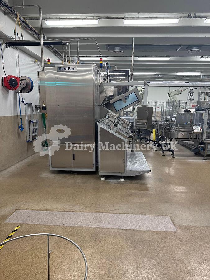 Used Tetra Pak TR/7 ESL Gable Top Filler