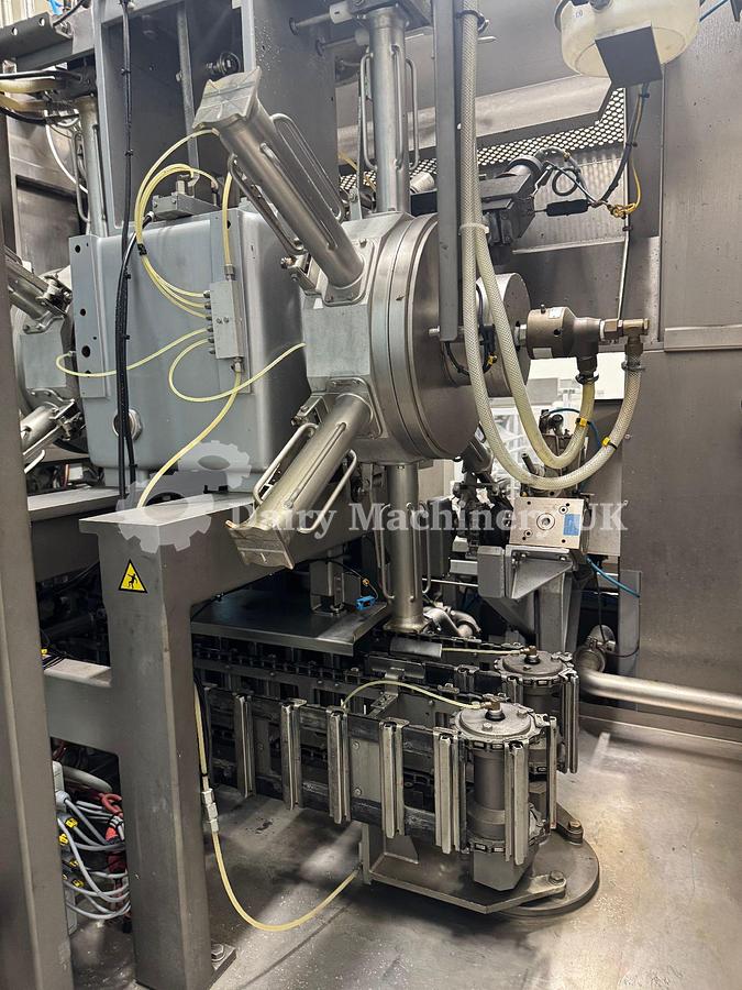 Used Tetra Pak TR/7 ESL Gable Top Filler