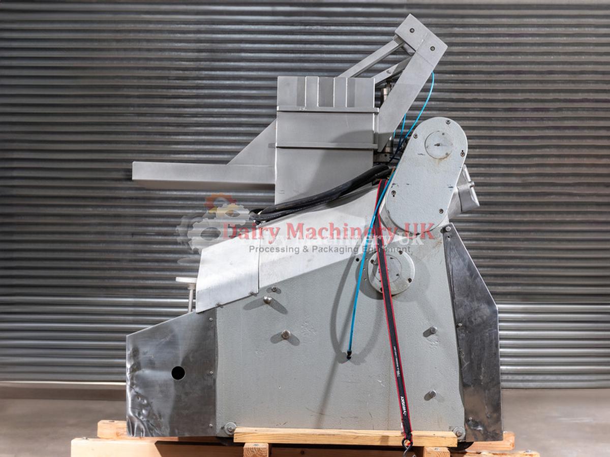 Used Ομογενοποιητής βουτύρου BENHIL Microfix 8471