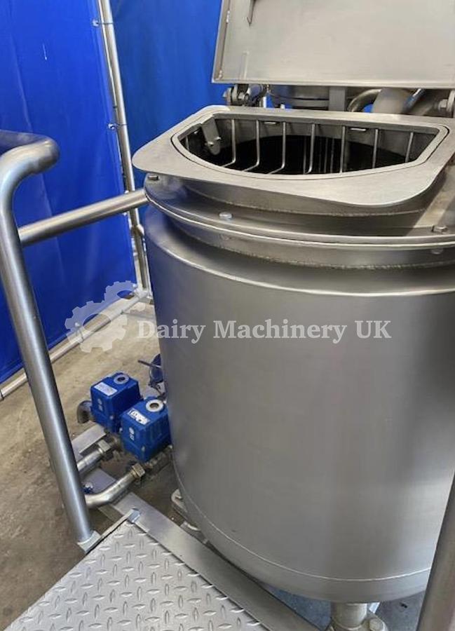 Used Processing Tank with Mixer 500 Litres