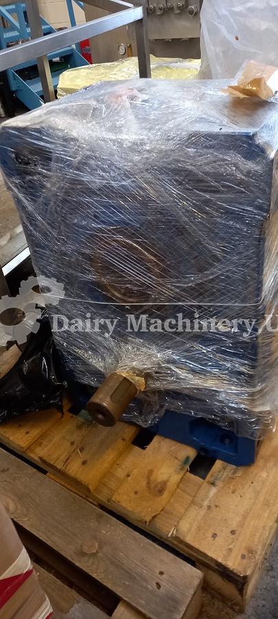 Used FBF Homogeniser for 12,000 at 180 Bar