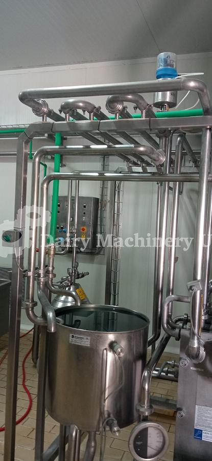 Used Milk Pasteurisation Set With Seital Separator 2000-3000 L/h