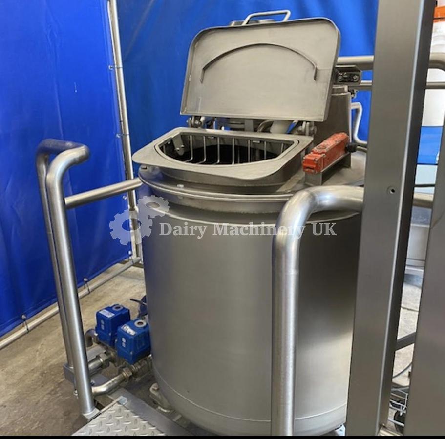 Used Processing Tank with Mixer 500 Litres