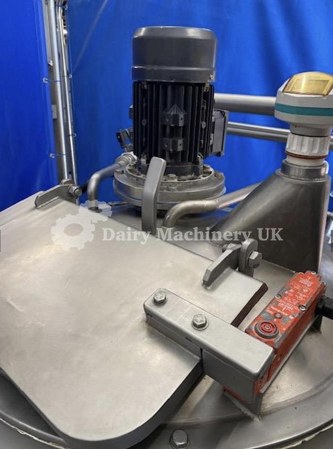 Used Processing Tank with Mixer 500 Litres
