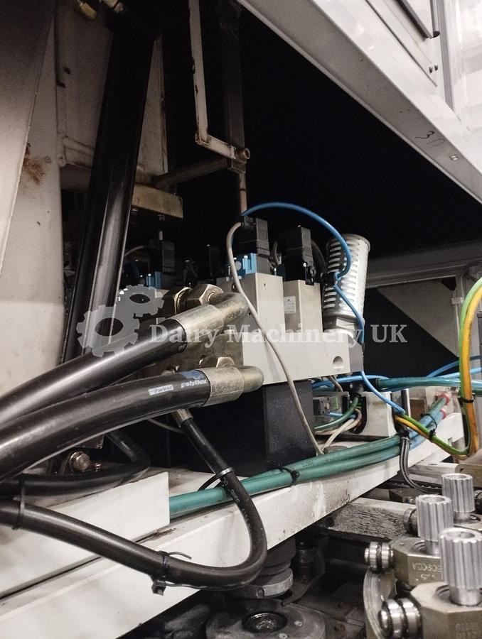 Used SIDEL SBO 4 Blow Moulder for Milk Bottles 38 mm