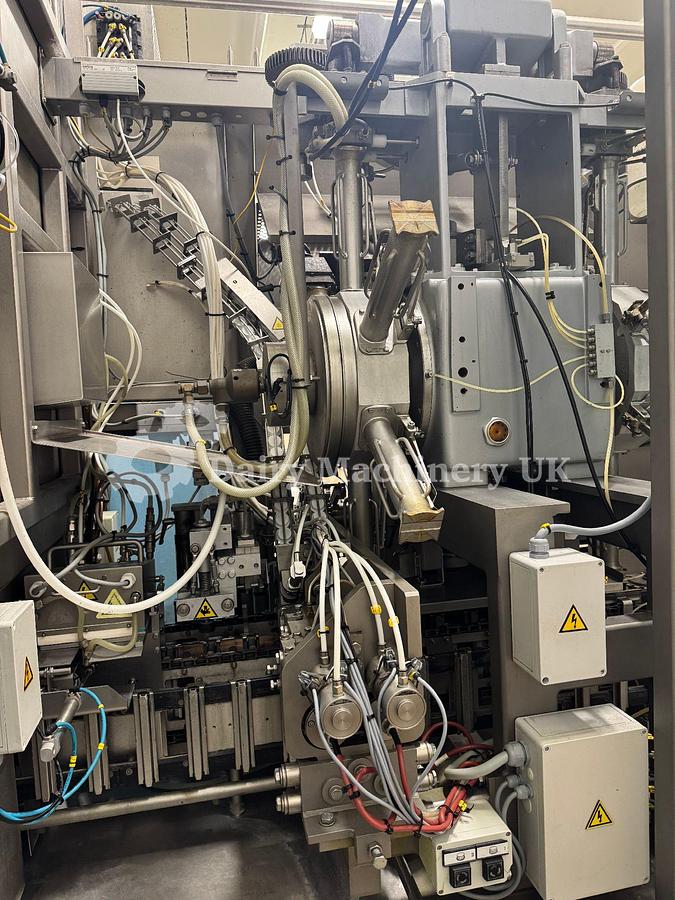 Used Tetra Pak TR/7 ESL Gable Top Filler