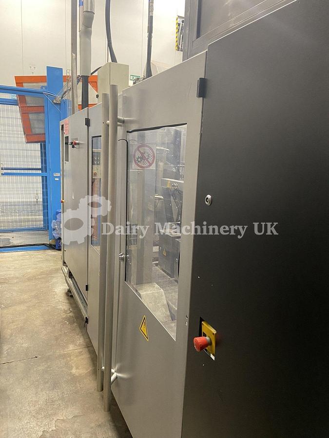 Used SIDEL SBO 4 Blow Moulder for Milk Bottles 38 mm 