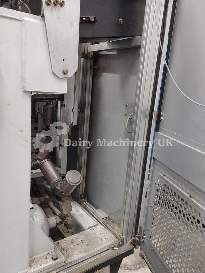 Used SIDEL SBO 4 Blow Moulder for Milk Bottles 38 mm