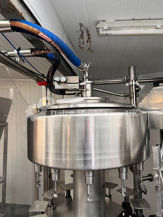 Used Federal filler 12/4 for Glass bottles