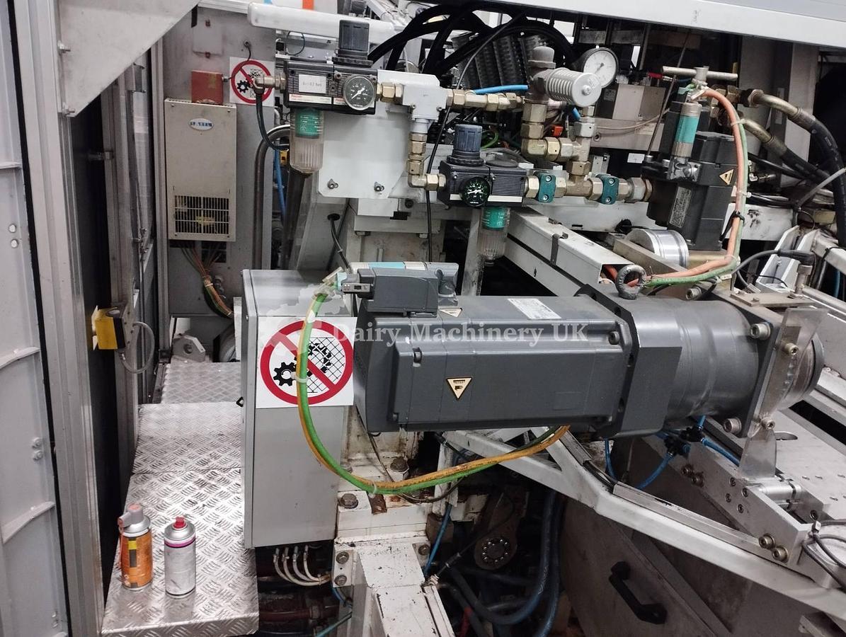 Used SIDEL SBO 4 Blow Moulder for Milk Bottles 38 mm