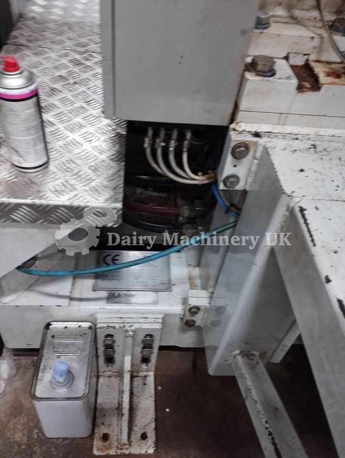 Used SIDEL SBO 4 Blow Moulder for Milk Bottles 38 mm