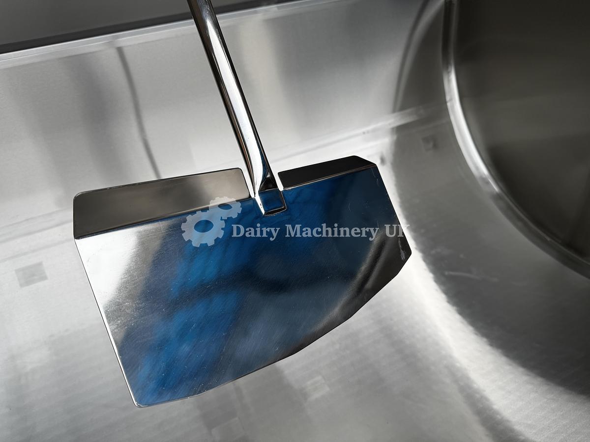 2025 Dairy Machinery UK FMCT-300 L