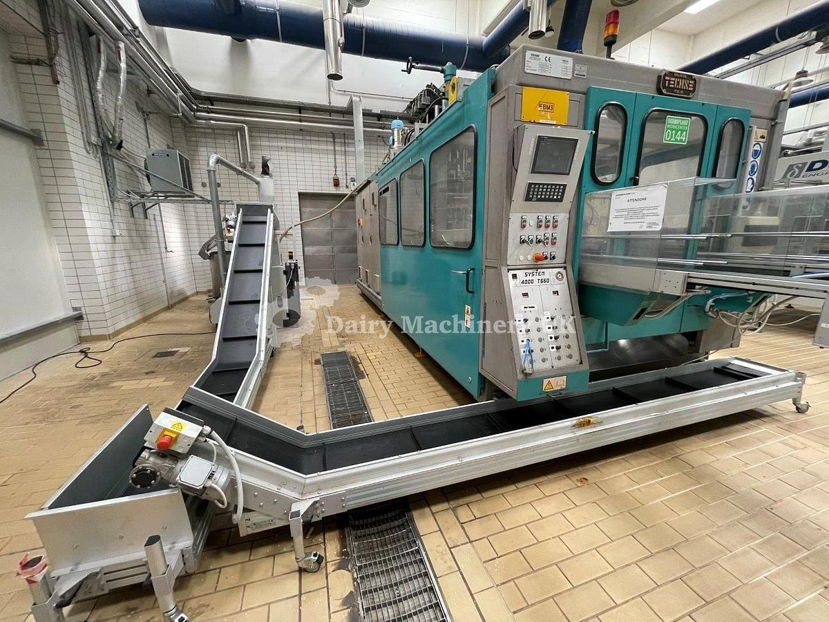 Used Blow Moulding Extrusion line for Bottles HDPE and PET