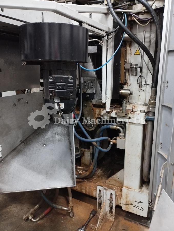 Used SIDEL SBO 4 Blow Moulder for Milk Bottles 38 mm
