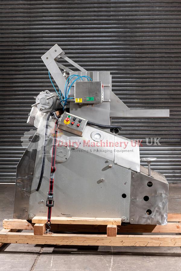 Used Ομογενοποιητής βουτύρου BENHIL Microfix 8471