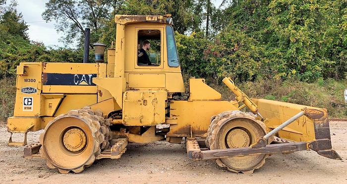Used 1985 CATERPILLAR 815B
