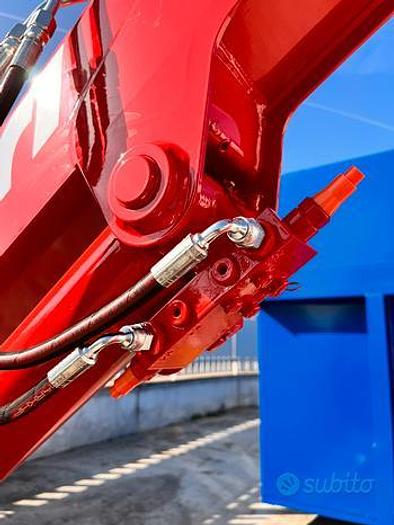 Used GRU FERRARI HYVA F538 RA3 nuova di fabbrica