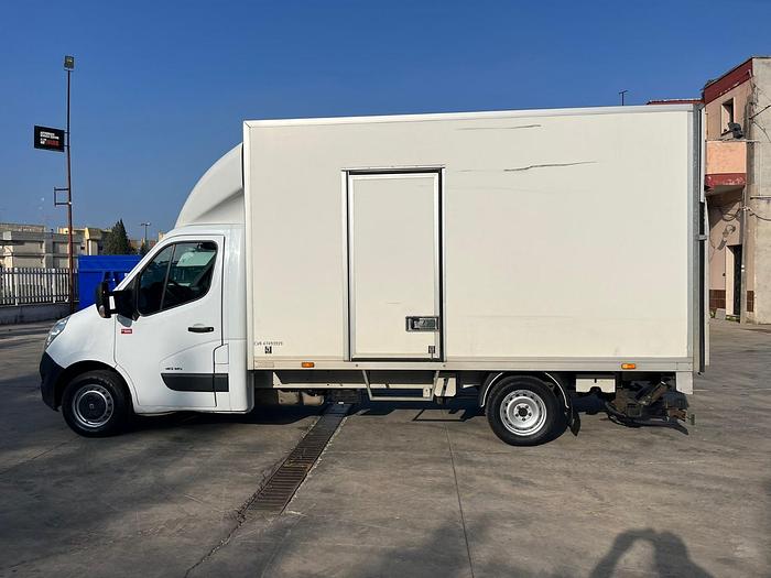 Usato Renault Master Furgone con Sponda Idraulica
