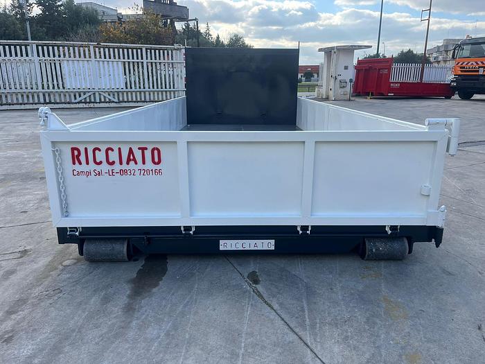 Pianale Scarrabile con sponde in Ferro