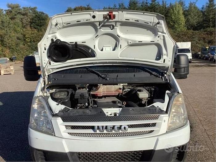 Used Iveco 40c18 (35 q.li) doppia cabina passo 3450