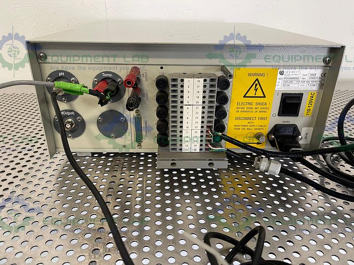 Used Applikon  ADI 1030 Bio Controller w/ pH Cable and Temperature Sensor