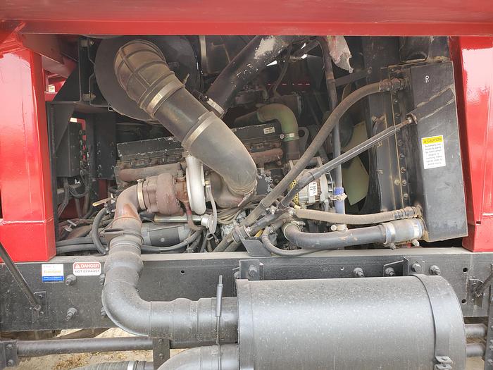 Used 2004 Stinger 4400 Bale Stacker