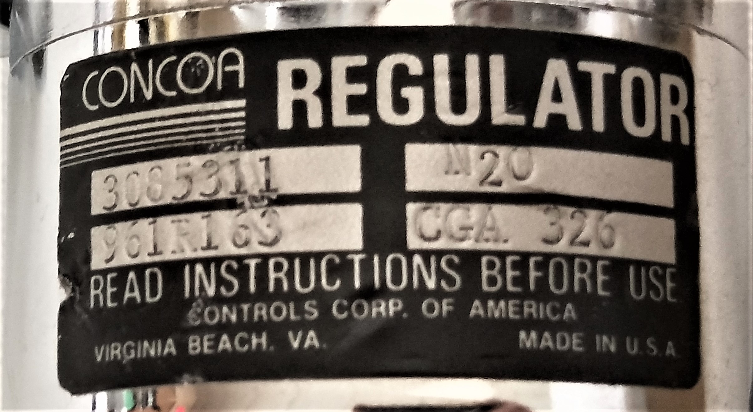 Used Praxair (Concoa) 3085311 Heated N2O Regulator - CGA 326