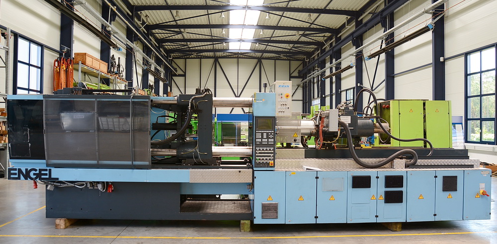 As good as new 2003 Engel CL 1350/350