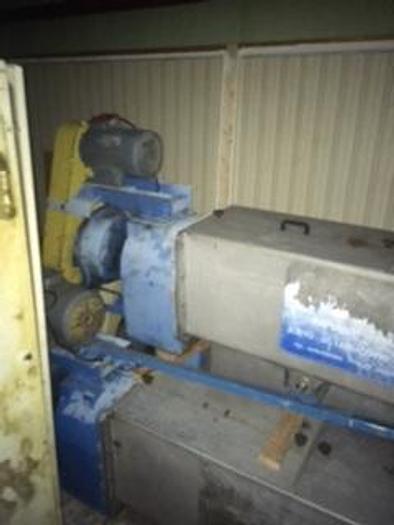 Used GEAR BOX MOTORS AND THREE INCLINED SCREW THICKENERS