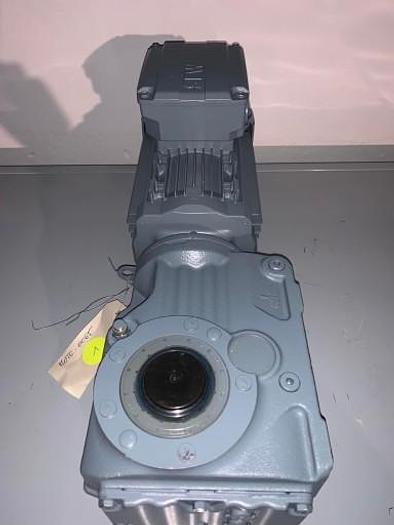 GEARMOTOR SEW EURODRIVE SEW KA37 DRN80M4/BE1
