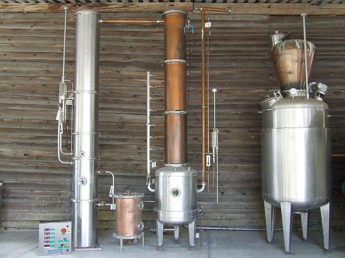 Używane Urządzenie destylacyjne do produkcji koniaku, winiaku, brandy model "C27 CADALPE"