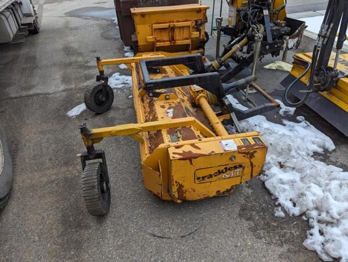 D'occasion Used Trackless Front Flail Mower