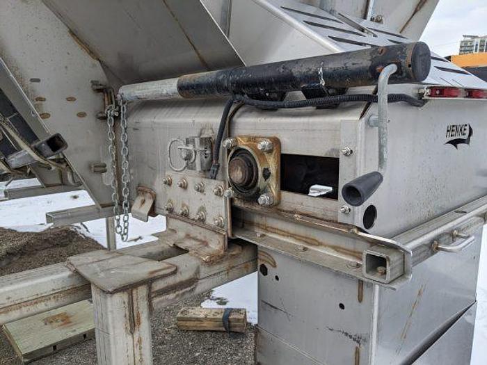 Used Henke Slide-In Spreader
