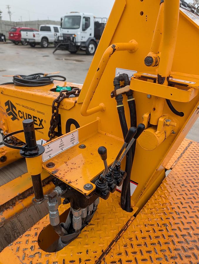 Used 2013 Leeboy 400T (4-Ton) Double Steel Roller