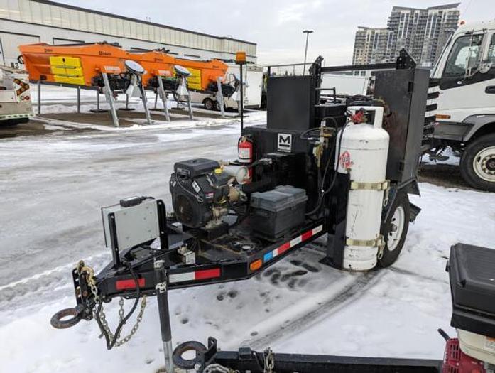 Used 2022 Marathon – 100 Gallon Capacity Mastic Trailer