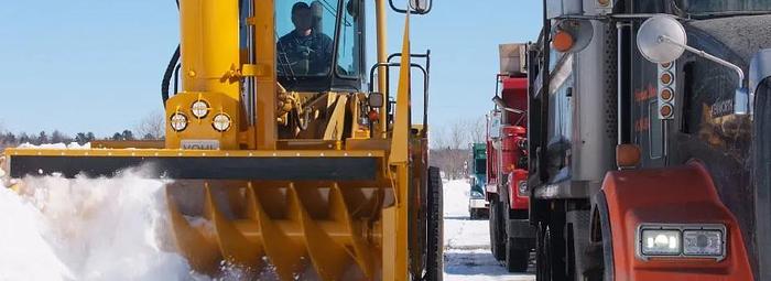 Vohl Snow Blowers