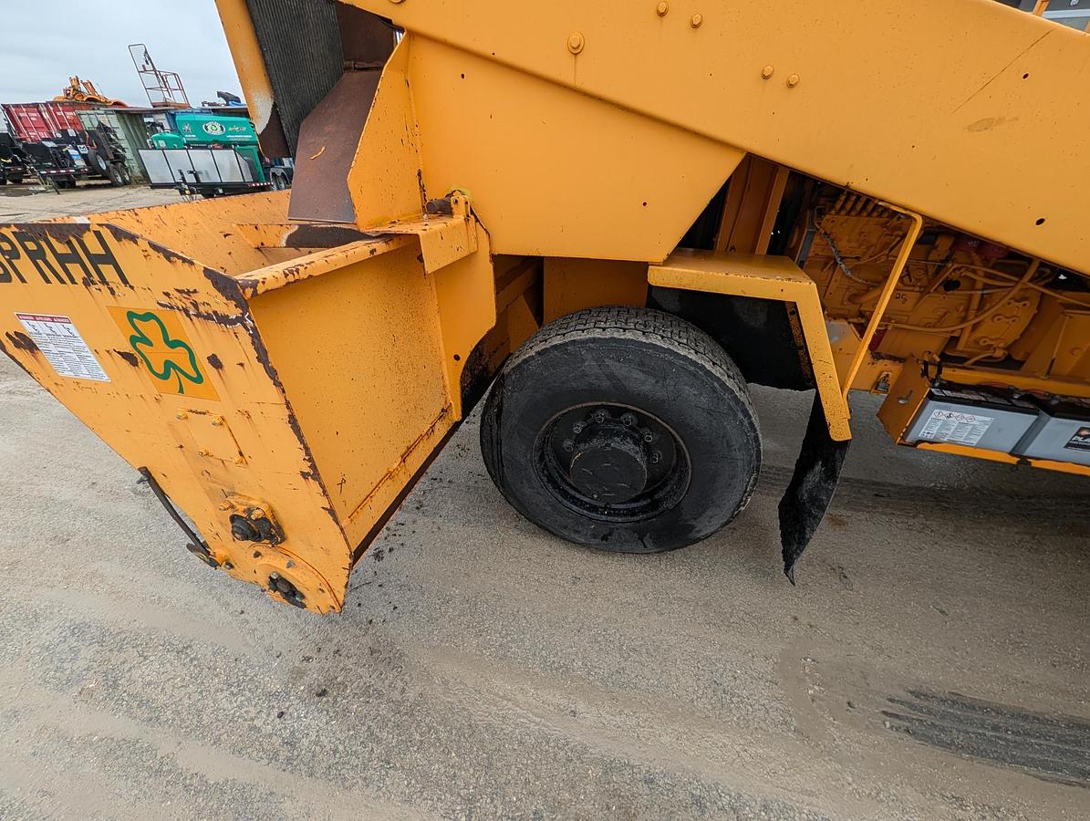 Used 2004 Rosco SPR-HH Chip Spreader