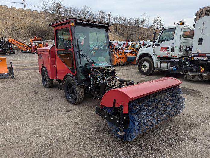 2024 Maclean Engineering - MV6 Tractor