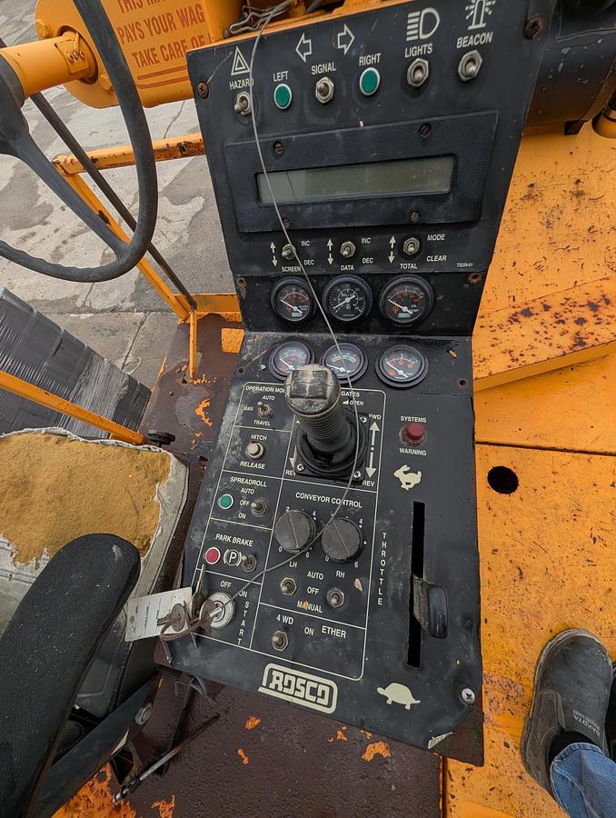 Used 2004 Rosco SPR-HH Chip Spreader