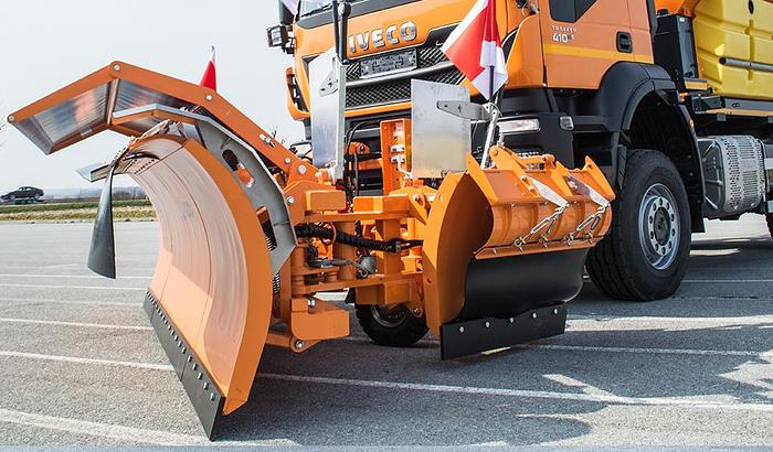 Precision Casting Spreaders