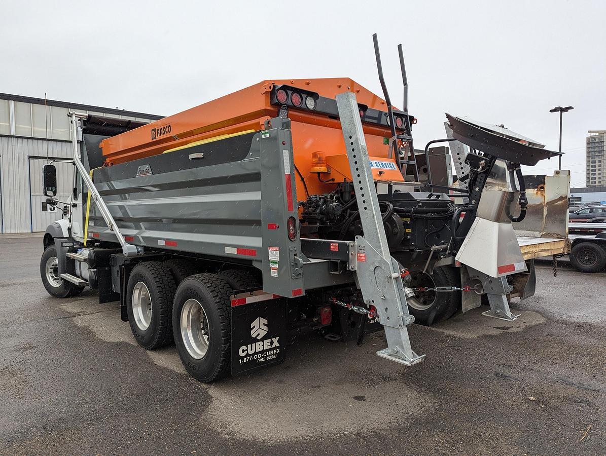 Used Demo Mack / Rasco Plow and Spreader Truck