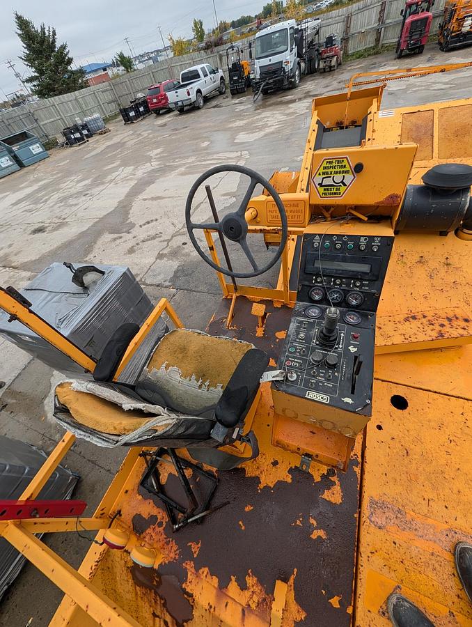 Used 2004 Rosco SPR-HH Chip Spreader