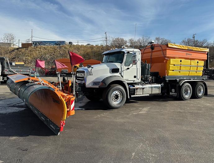 Precision Casting Spreaders