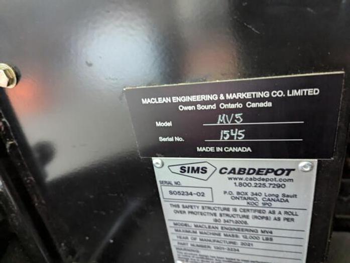 Used 2022 Maclean MV5 Tractor with Plow