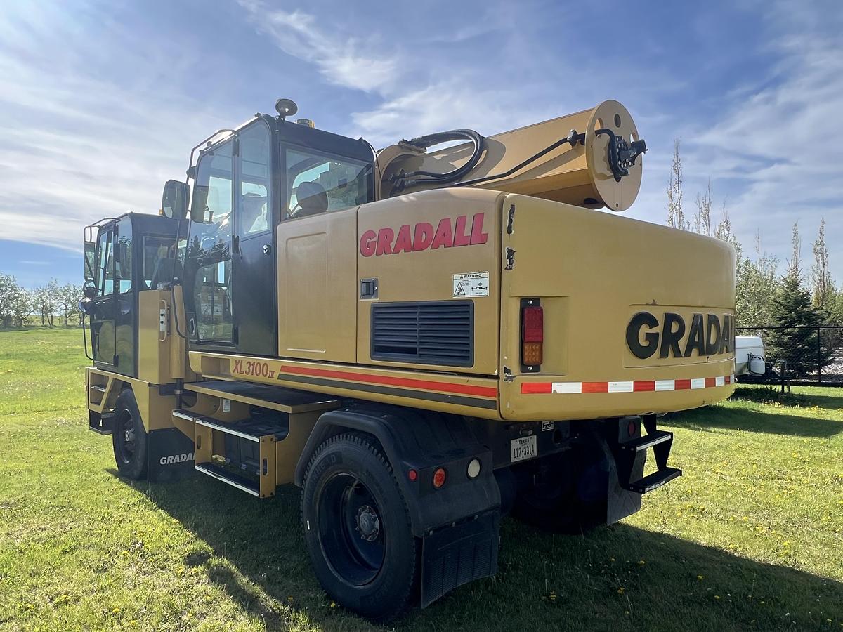 Used 2011 Gradall XL3100 Excavator
