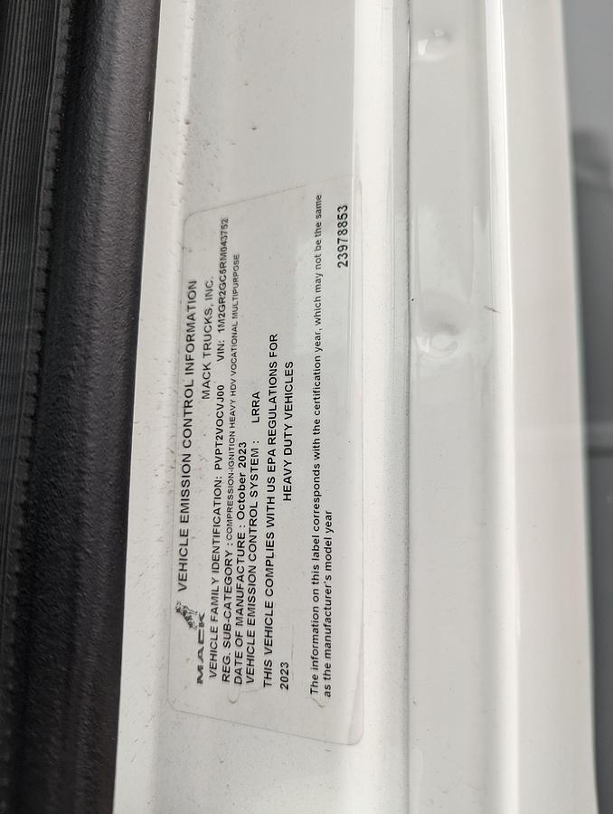 Used Demo Mack / Rasco Plow and Spreader Truck